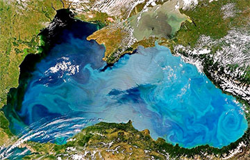 Плевок через Черное море