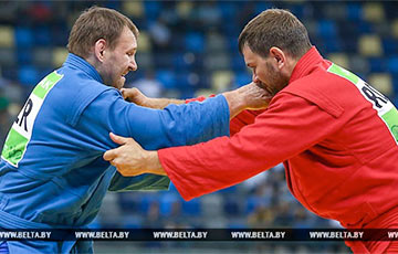 13 медалей завоевали белорусы на ЧМ по самбо в Болгарии