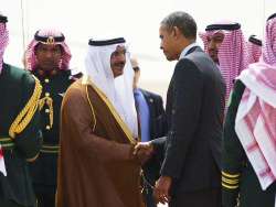 Союз США и Саудовской Аравии ударит по России ценами на нефть