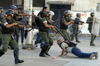 На митинге в Каракасе убили демонстранта