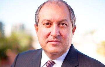 Президентом Армении стал единственный из кандидатов