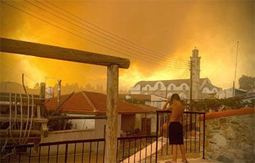 Кипр охватили крупнейшие в истории страны лесные пожары