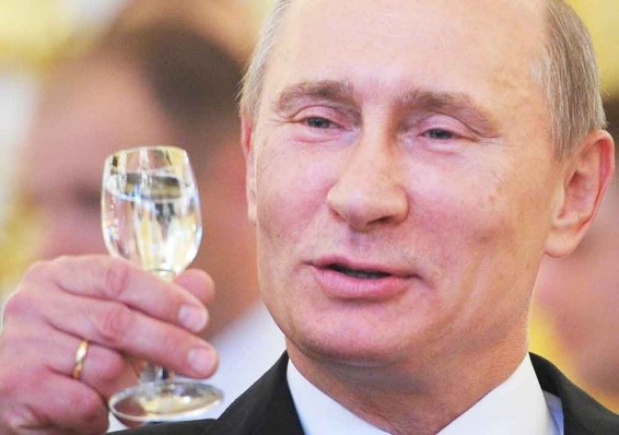 Путин поздравил Обаму, Меркель, Олланда и других западных лидеров с Новым годом