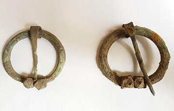 Фотофакт: Возле Гольшан нашли украшения, которым 1000 лет
