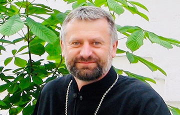 «Отсутствие церковных наград у священника Геннадия Бутько говорит о многом»