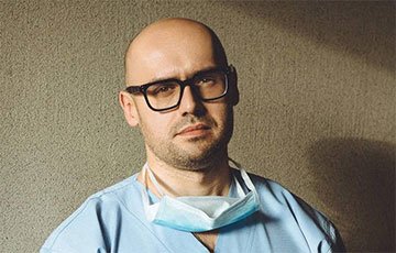 В знак солидарности с Максимом Очеретнием из 3-й детской больницы Минска уволился еще один врач