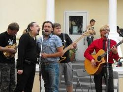 Вольский и Войтюшкевич споют в поддержку политзаключенных