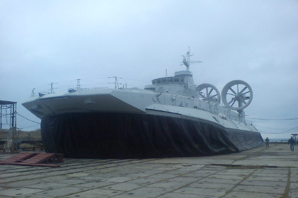 Украина спешно отправила в Китай десантный корабль «Бизон»