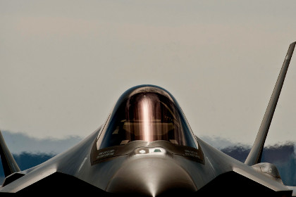 Южнокорейские летчики займутся «преследованием» F-35