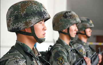 Китай начал переброску солдат в Россию