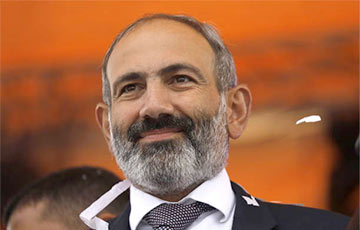 Новый премьер Армении добивается отставки глав силовых ведомств