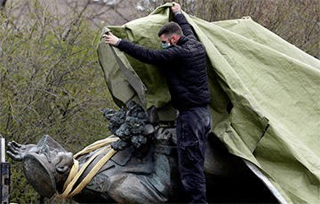 Мэр Праги ответил на уголовное дело в России за снос памятника Коневу