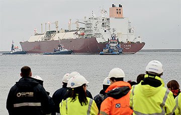 Польша приняла первый танкер со сжиженным природным газом