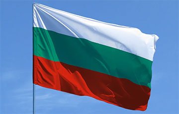 Парламент Болгарии отправил правительство в отставку