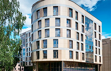 Почем продают квартиры в «засекреченной» новостройке в центре Минска