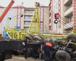На БелАЭС собран самый мощный в Беларуси подъемный кран