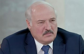 Эксперт: У Лукашенко работает только правая часть тела