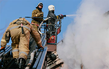 Бастовавшие в Казахстане пожарные добились своего
