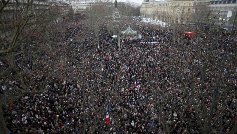 Сотни тысяч вышли на Марш единства в Париже (Видео, онлайн)