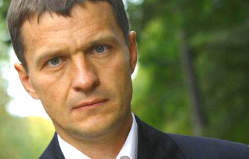 Олега Волчека с гипертоническим кризом забрала скорая помощь прямо из суда