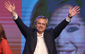 На выборах президента Аргентины побеждает кандидат от оппозиции