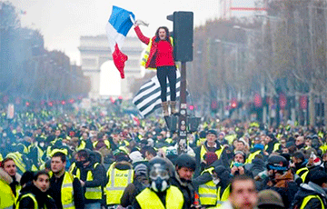 Видеофакт: БТ нагло врет о протестах «желтых жилетов» во Франции