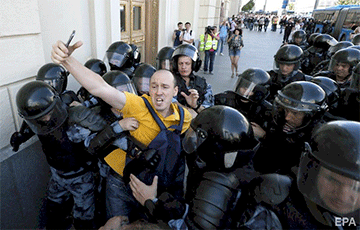 На акции протеста в Москве задержали уже более 600 человек