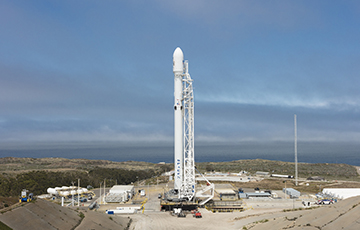 SpaceX запустила корабль Cargo Dragon к МКС