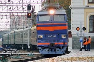 Продажа железнодорожных билетов в Крым продлена до осени