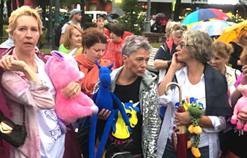 «Свободу! Свободу!»: жители Москвы вышли на «Марш матерей»
