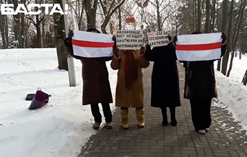 Пенсионеры Минска вышли на протестную акцию