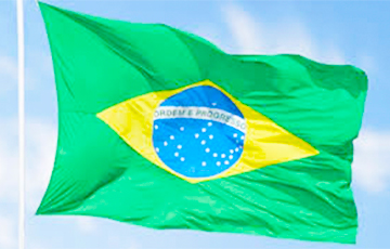 На выборах президента Бразилии лидирует сторонник союза с США