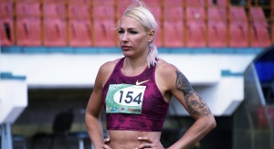 Легкоатлетка Яна Максимова отказалась возвращаться в Беларусь после инцидента с Тимановской