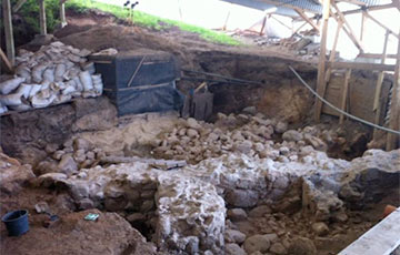 Фотофакт: Раскопки в Вильнюсе, где нашли предполагаемые останки Калиновского