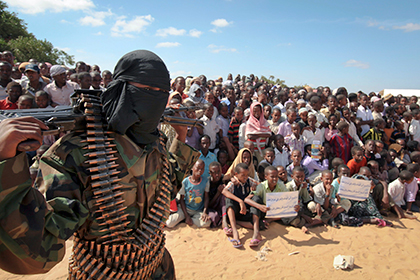 Сомалийские боевики застрелили женщину за отказ надеть чадру