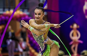 Белорусская гимнастка Алина Горносько завоевали бронзу на Олимпиаде в Токио