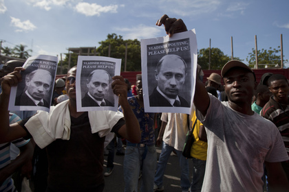 Гаитянские демонстранты попросили помощи у Путина