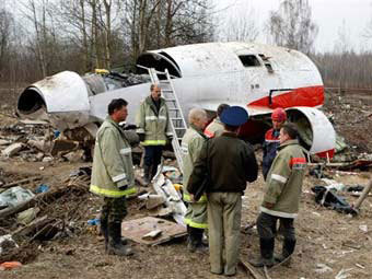 На месте катастрофы самолета Качиньского нашли следы взрывчатки