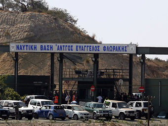 Взрыв на военной базе отключил главную электростанцию Кипра
