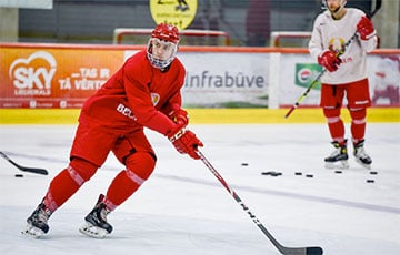 Белорусский хоккеист подписал контракт новичка с клубом НХЛ