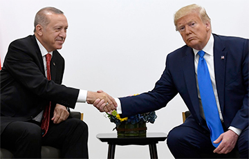 Трамп поговорил с Эрдоганом после данных о срыве перемирия в Сирии