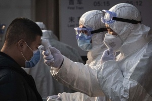 От коронавируса в Китае умерло 2715 человек