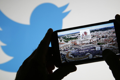 Twitter с помощью Foursquare определит географию публикации твитов