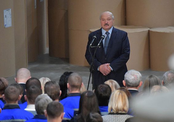 Лукашенко надеется, что Россия образумится