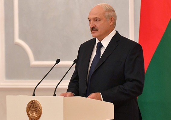 «Нацелены на диалог без давления и принуждения». Лукашенко принял верительные грамоты послов