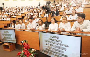 «Баста»: На встрече с Лукашенко студенты не сдерживали смех