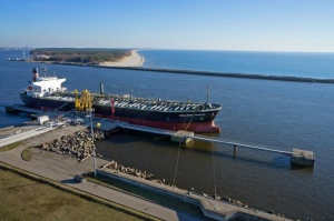 Беларусь приостановила экспорт нефтепродуктов через Клайпедский порт Литвы