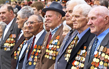 Могилевские чиновники в День Победы забыли про ветерана