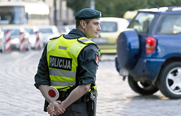 Литовские полицейские нашли похищенный у белоруса Lexus