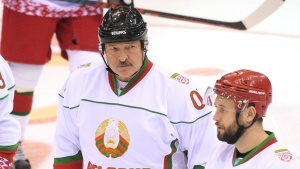 Как Лукашенко мог стать контактом первого уровня